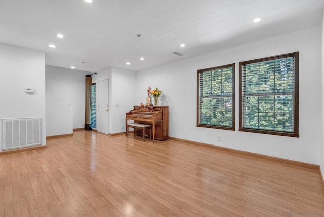 empty room featuring light hardwood / wood-style floors