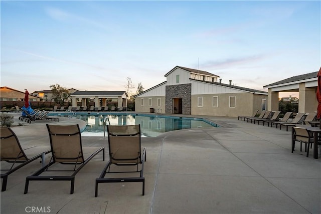 5097 Larkspur Rd, Banning, CA 92220 - community pool with a patio