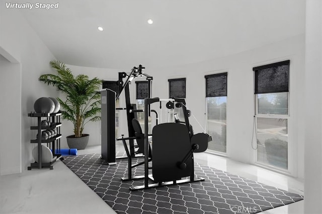 exercise room featuring recessed lighting