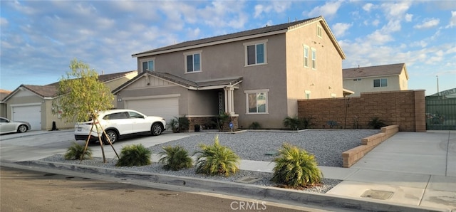 view of front property featuring a garage