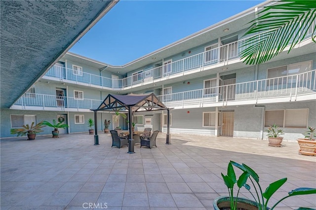 955 E 3rd St Unit 304, Long Beach, CA 90802 - view of community with a patio area