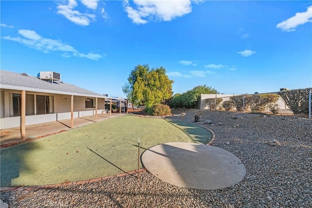 view of yard featuring a patio area