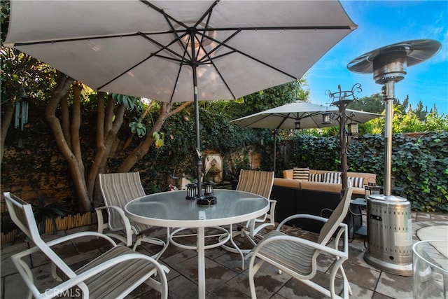 view of patio featuring an outdoor hangout area