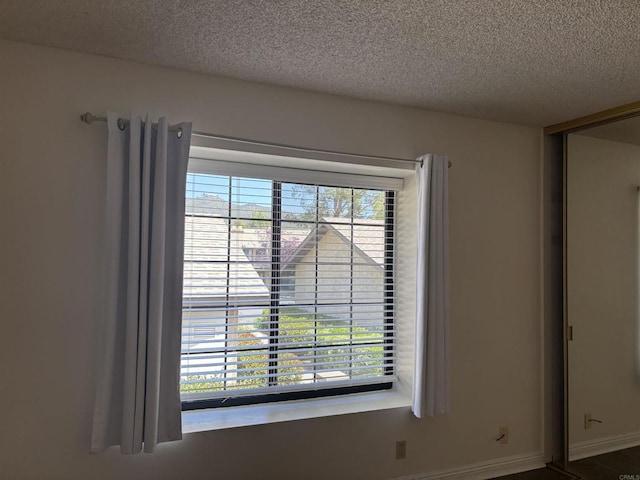 4115 Cyprus Island Ct, Fallbrook, CA 92028 - detailed view of a textured ceiling