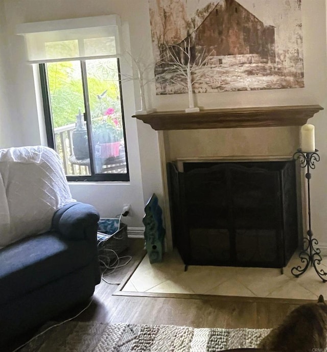 4115 Cyprus Island Ct, Fallbrook, CA 92028 - living room with a fireplace with flush hearth and wood finished floors