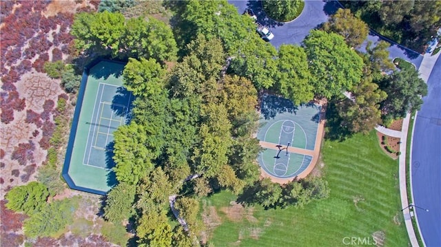 birds eye view of property