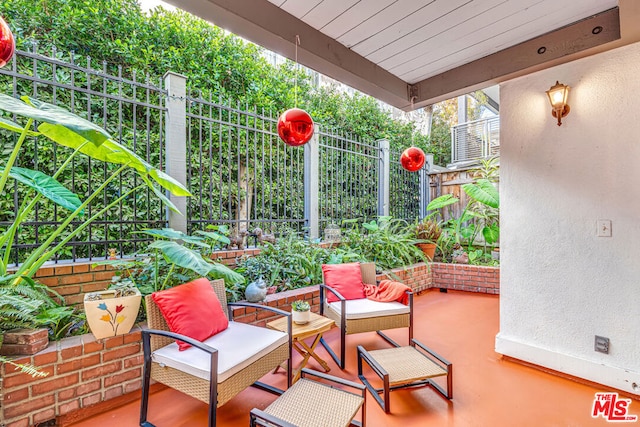 view of patio featuring an outdoor hangout area