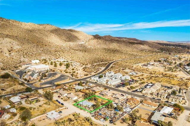 bird's eye view featuring a mountain view