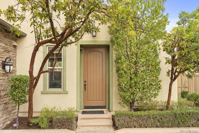 view of property entrance