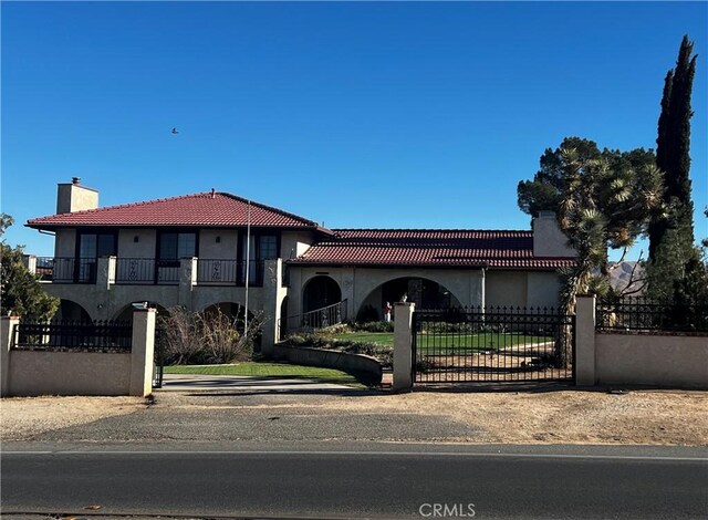 view of front of property