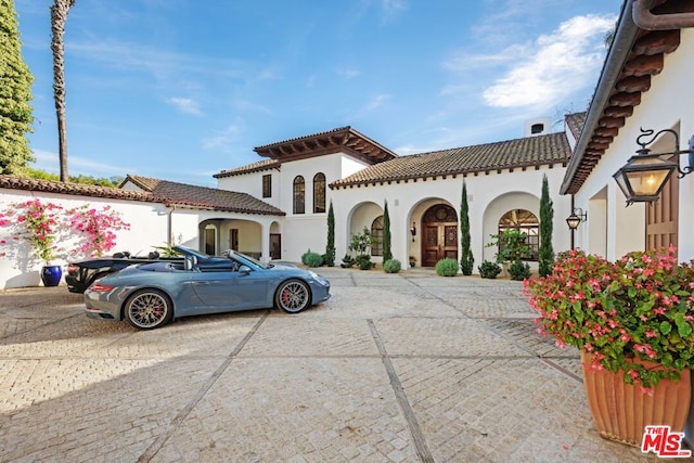 view of mediterranean / spanish-style home