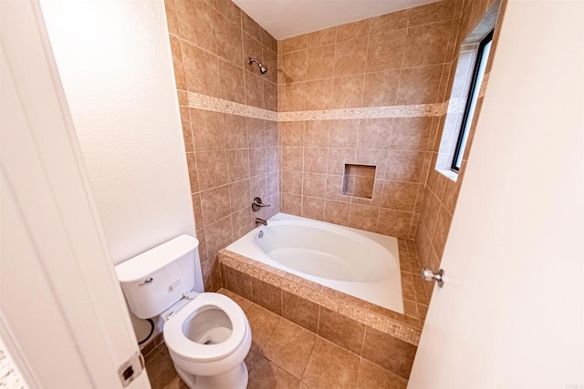 2374 Caringa Unit B, Carlsbad, CA 92009 - bathroom with toilet and tiled shower / bath
