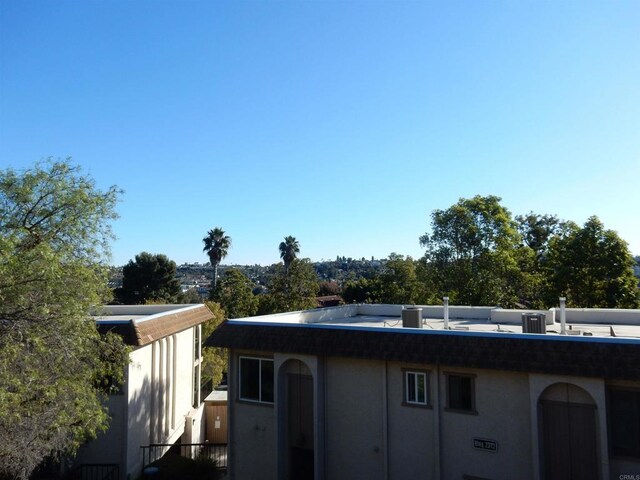 2374 Caringa Unit B, Carlsbad, CA 92009 - exterior space