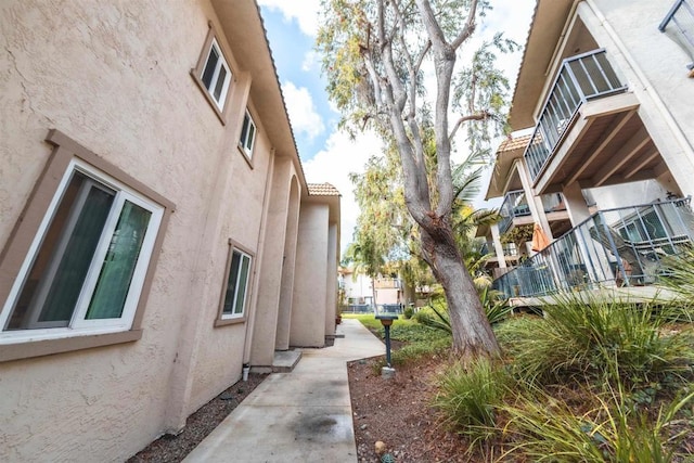 2374 Caringa Unit B, Carlsbad, CA 92009 - view of side of property