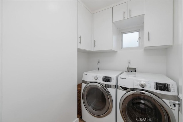 3308 Pacific Ave, Manhattan Beach, CA 90266 - laundry area featuring washing machine and clothes dryer and cabinet space