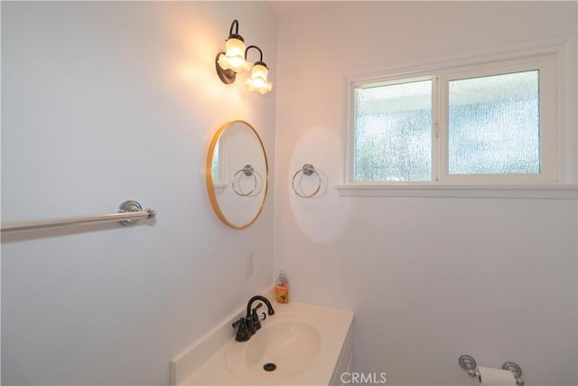 bathroom featuring sink