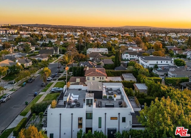 view of aerial view at dusk