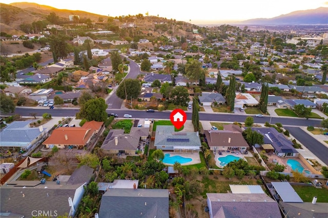 view of aerial view at dusk