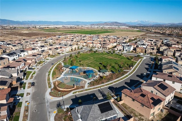 bird's eye view with a mountain view