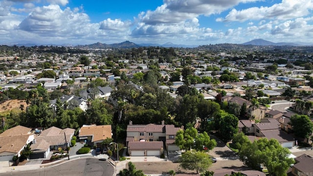 bird's eye view featuring a mountain view