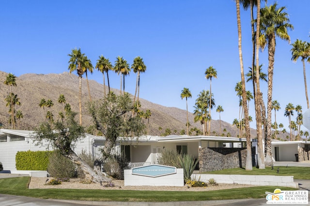 view of front of home with a mountain view