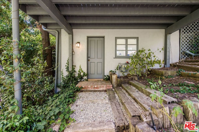 view of doorway to property