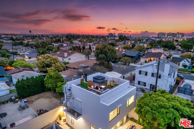 view of aerial view at dusk