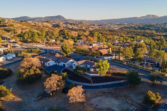 bird's eye view featuring a mountain view