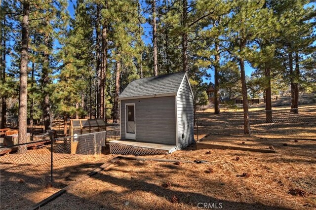 view of outbuilding