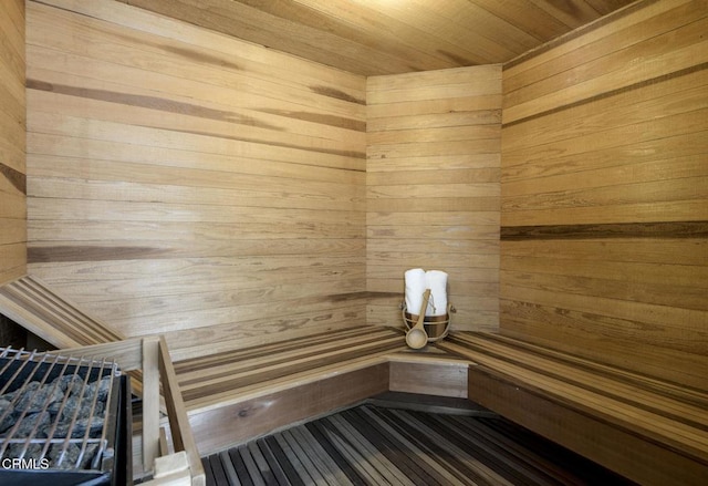 view of sauna / steam room