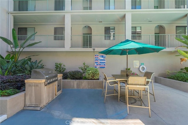 view of patio featuring area for grilling