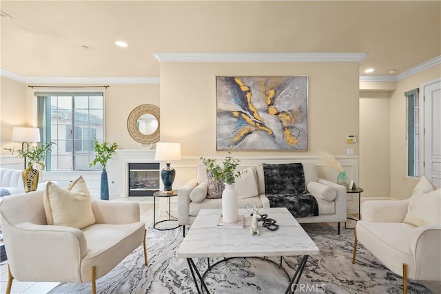 living area with ornamental molding