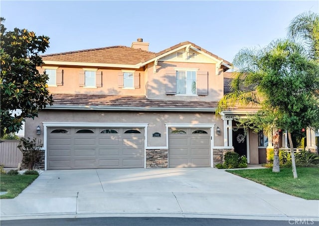 view of front facade with a garage