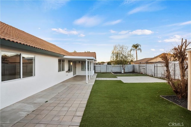 view of yard with a patio