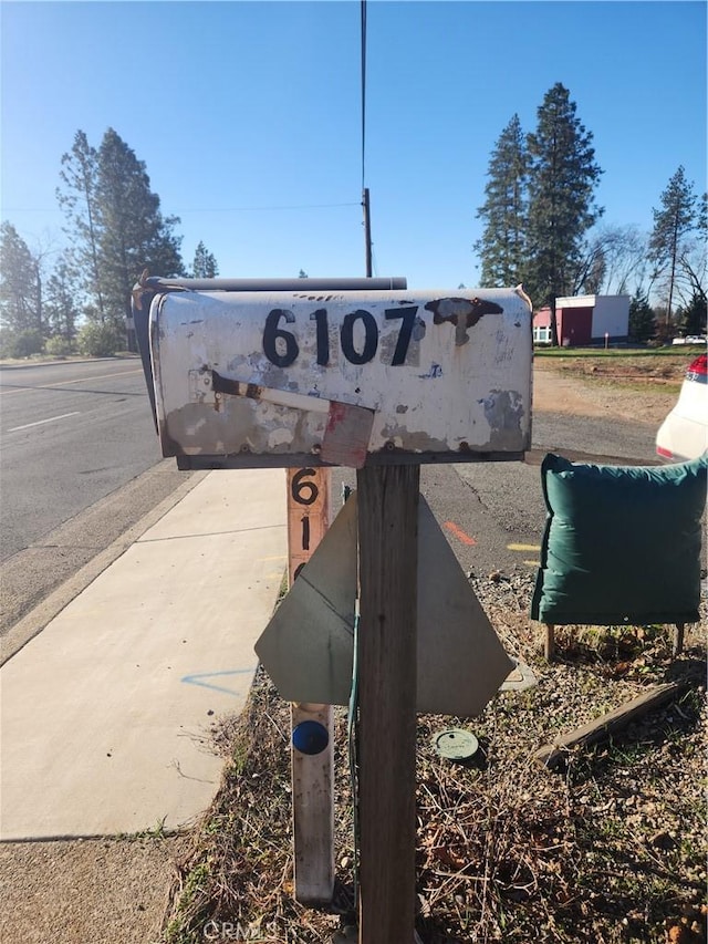 6107 Clark Rd, Paradise, CA 95969