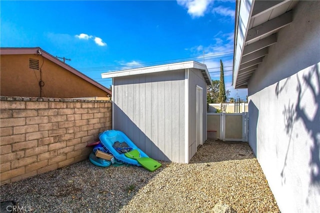 view of outbuilding