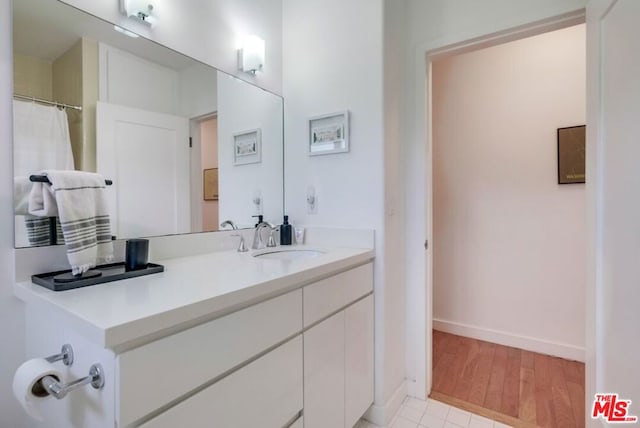 bathroom with vanity