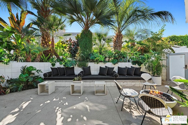 view of patio / terrace with an outdoor hangout area