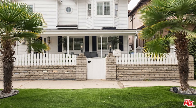 view of front of property with covered porch