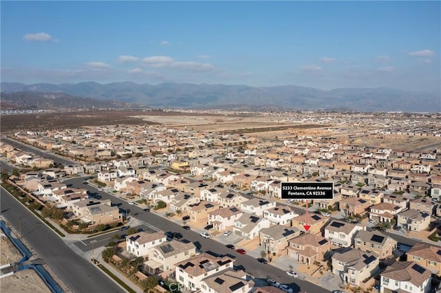 bird's eye view featuring a mountain view