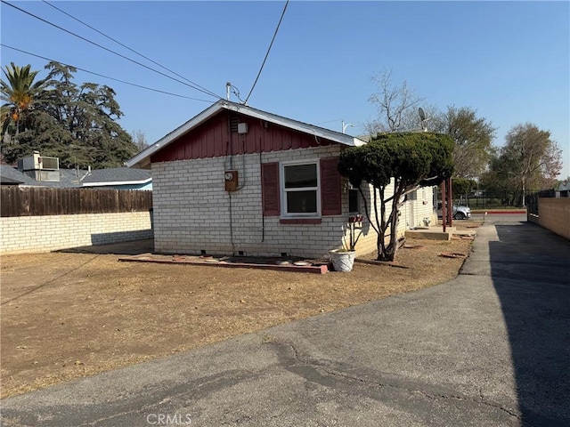 view of property exterior