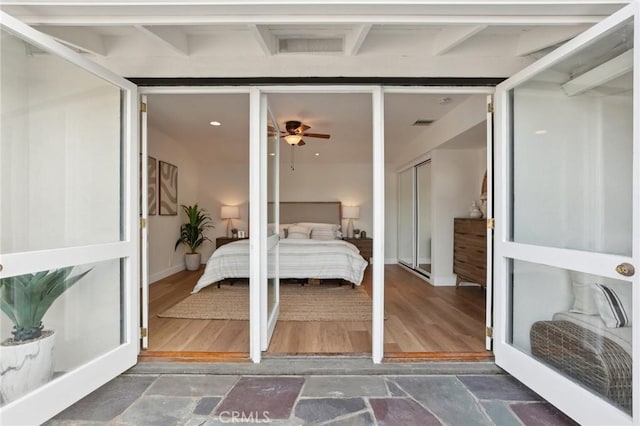 bedroom featuring ceiling fan