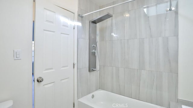 bathroom featuring shower / bath combination