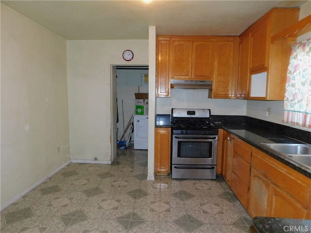 kitchen with sink and stainless steel range with gas stovetop