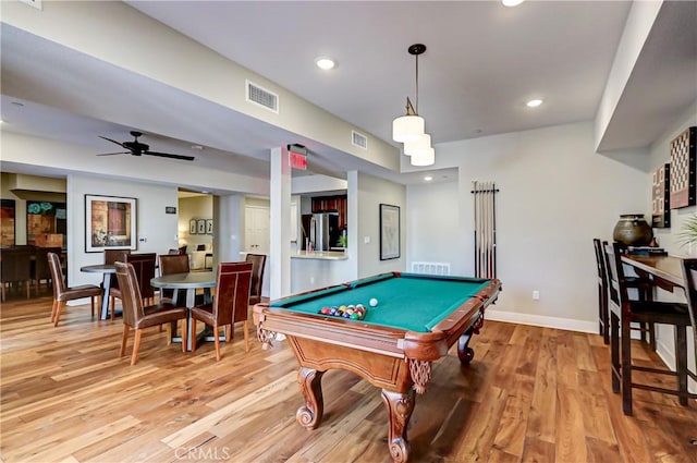 recreation room with ceiling fan, light hardwood / wood-style floors, and billiards