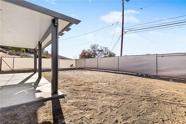 view of yard featuring a patio