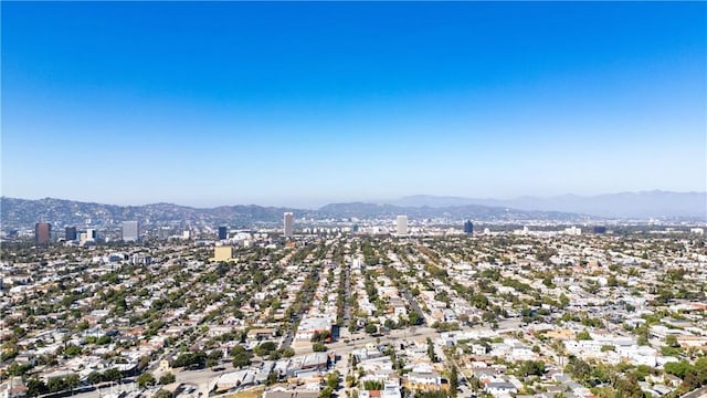 bird's eye view with a mountain view