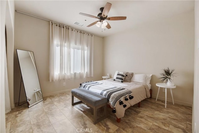 bedroom with ceiling fan