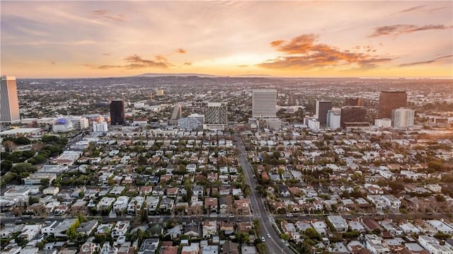 view of aerial view at dusk