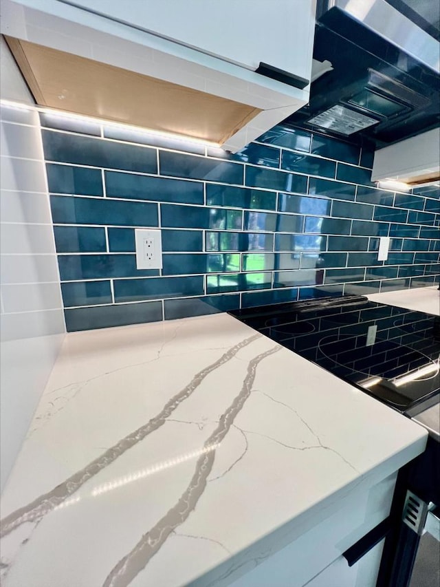 kitchen with backsplash